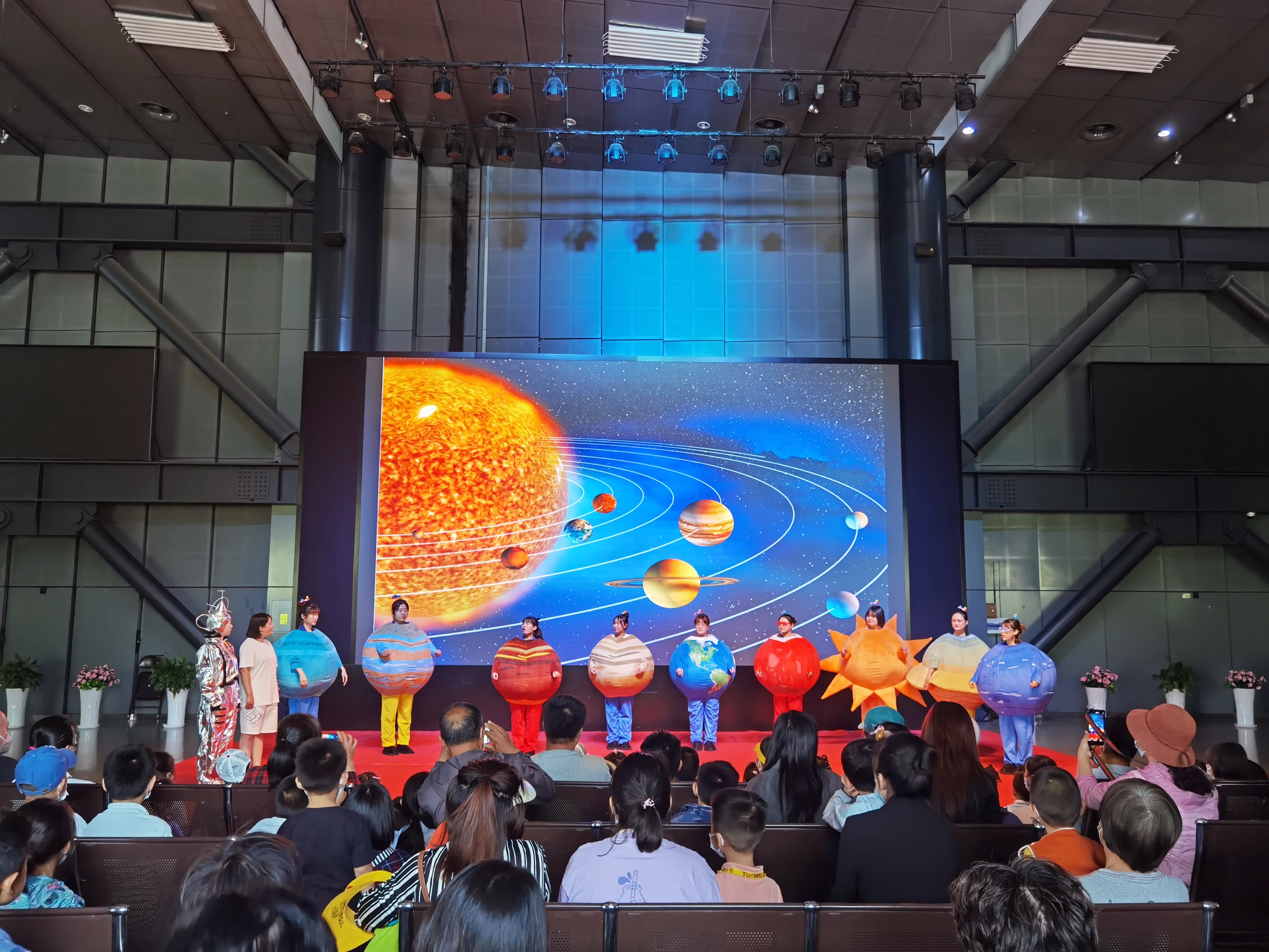 20210601筑梦童心新闻稿照片1(1).jpg