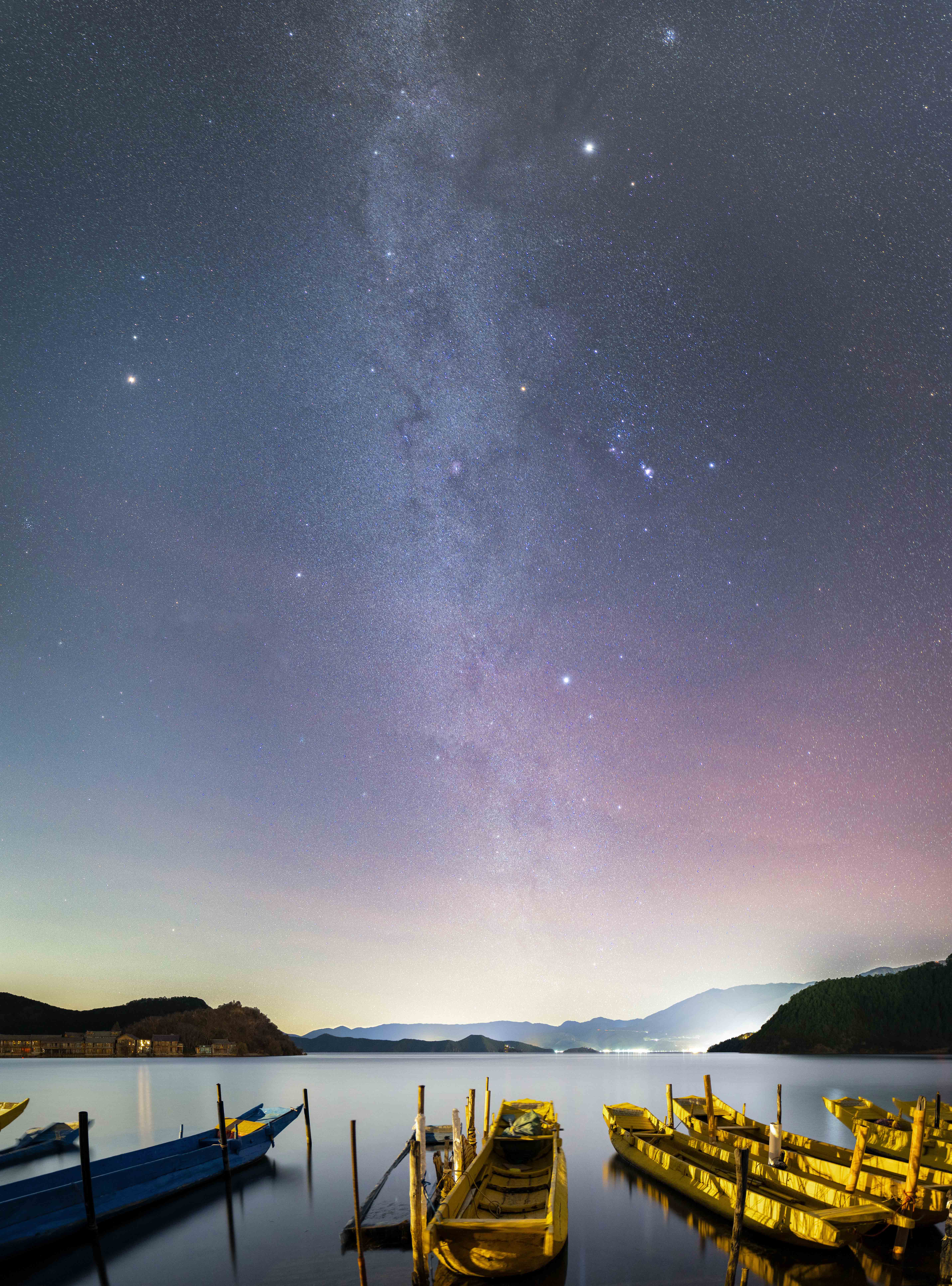 泸沽湖银河.jpg