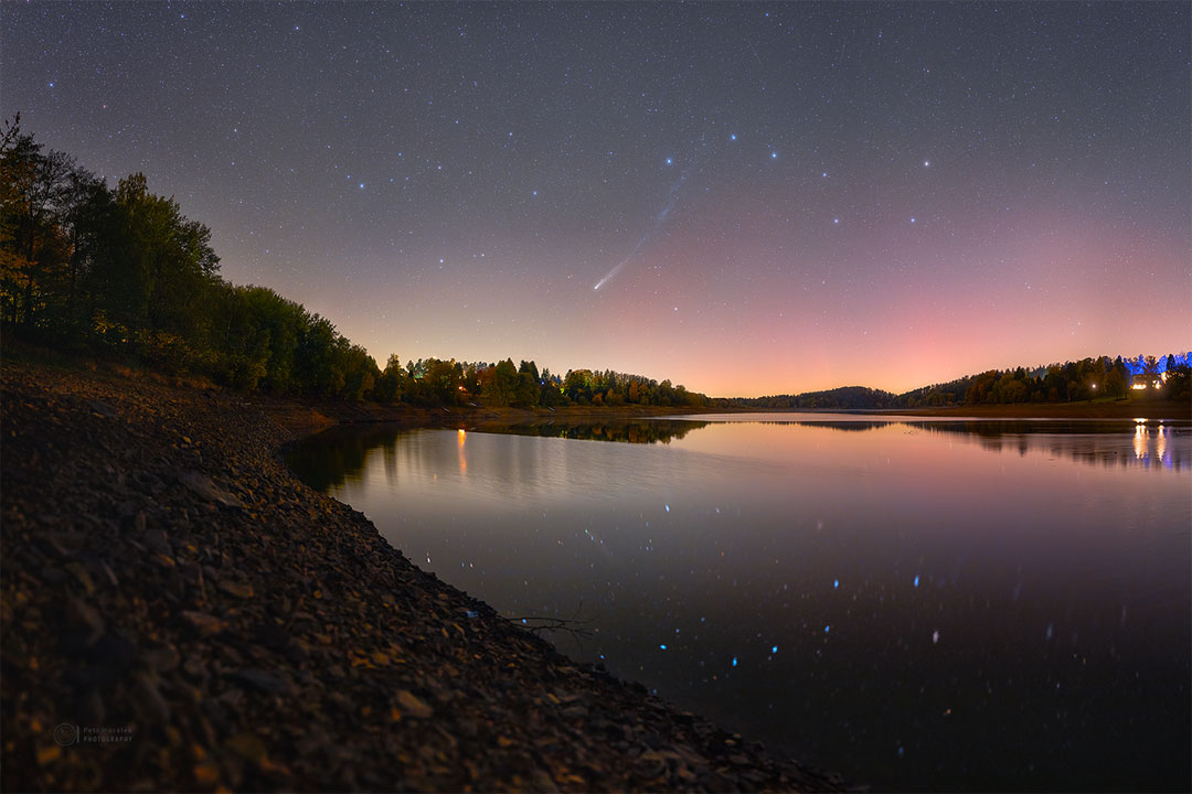 待译-APOD20251020-LemmonDipper_Horalek_1080.jpg
