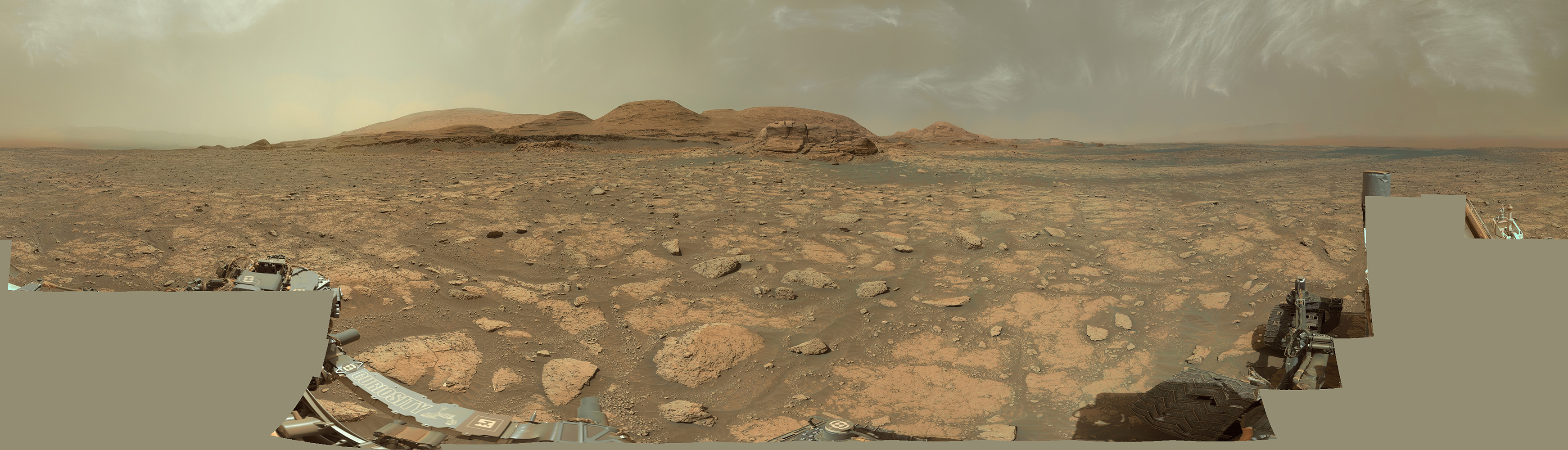 待译-APOD20210325-sol3048好奇号-火星表面高清全景-s.jpg