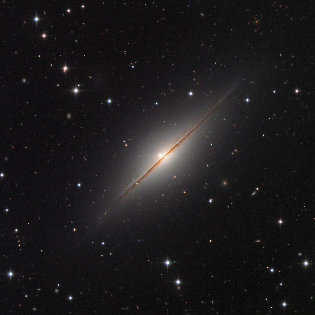 待译-APOD20210722-NGC7814withSN2021rhuChart32_1024.jpg