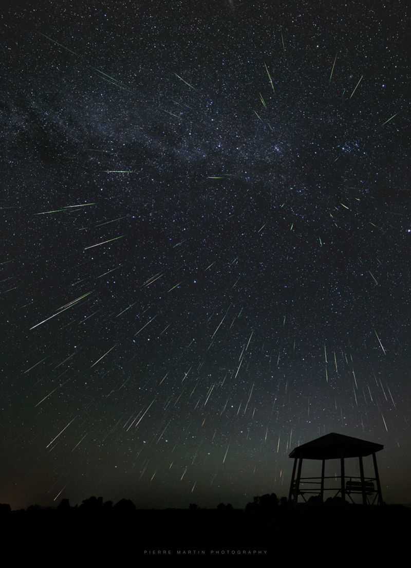 待译-APOD20210924-IMG_9365-Aug1314-2021-282-meteors1024.jpg