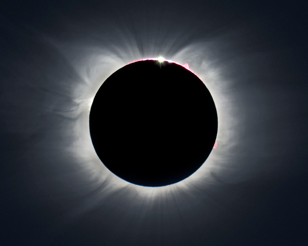 待译-APOD20211209-SOLARECLIPSE2021FORDISTROHighRes1024.jpg