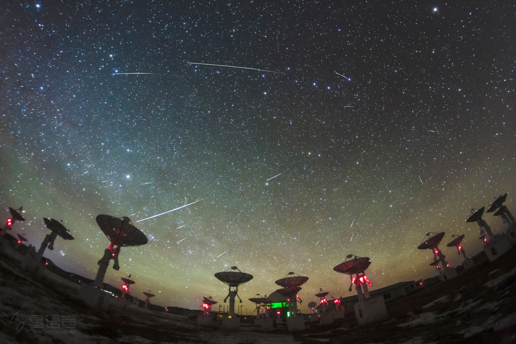 待译-APOD20220108-QuadrantidsnorthernskyRadioTelescopeArray1024.jpg