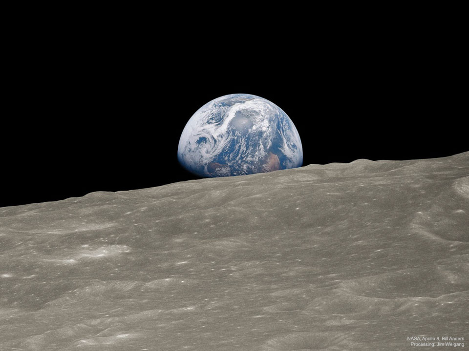 待译-APOD20220227-Earthrise1_Apollo8AndersWeigang_960.jpg