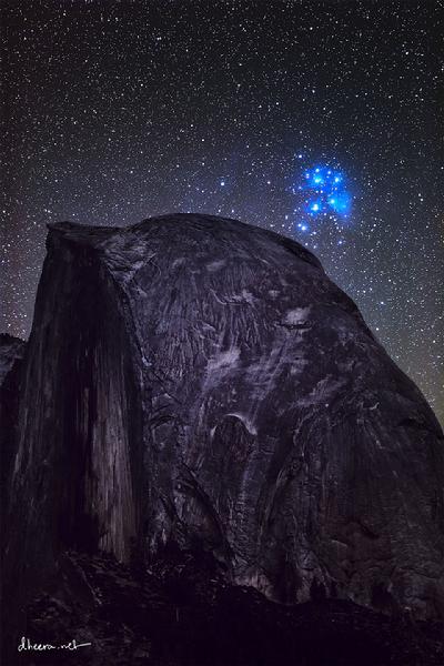 待译-APOD20220719-HalfPleiades_Venkatraman_960.jpg