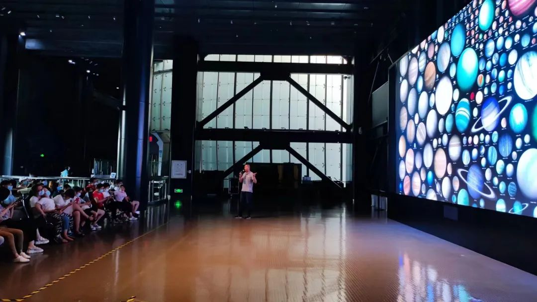 公众科普讲座(2).jpg