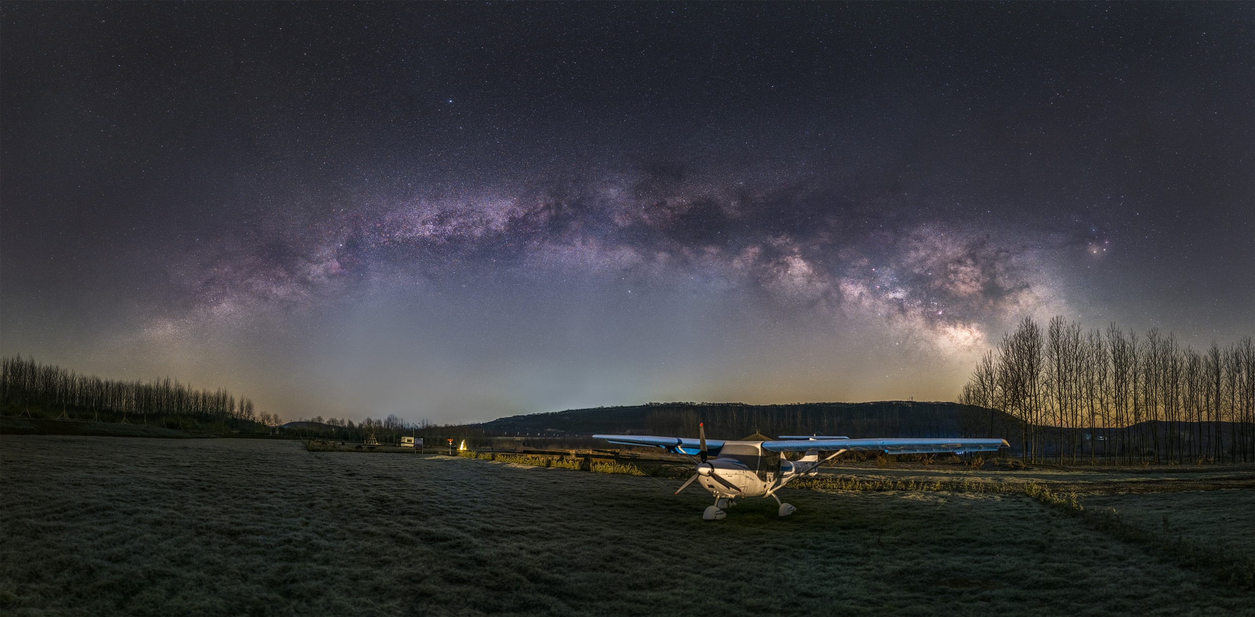 王艺胤-盱眙天泉湖星空营地银河拱桥（长边2500像素）.jpg