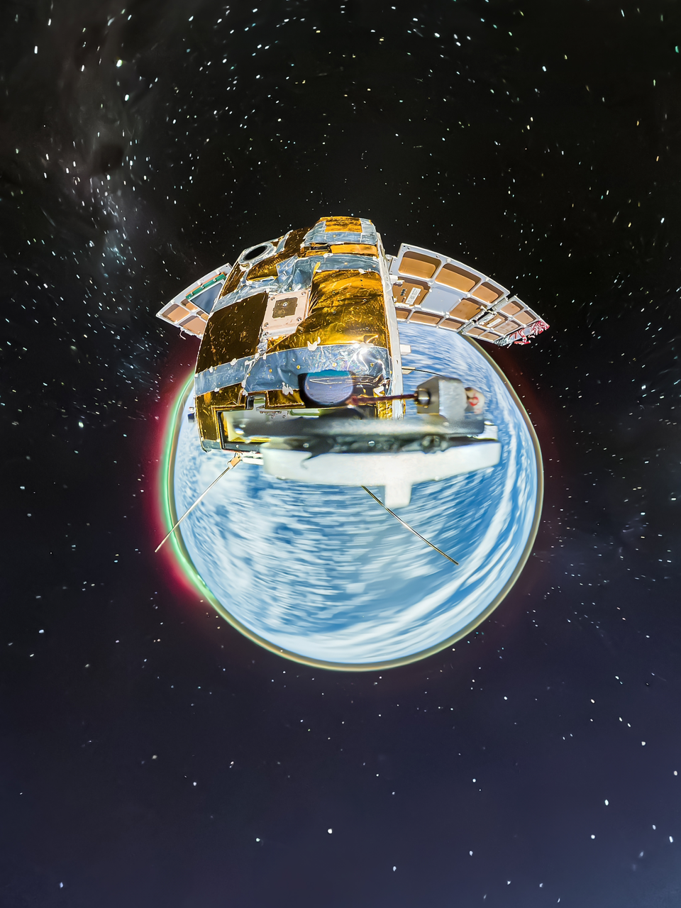 影石Insta360-太空“小行星”（图片）.png